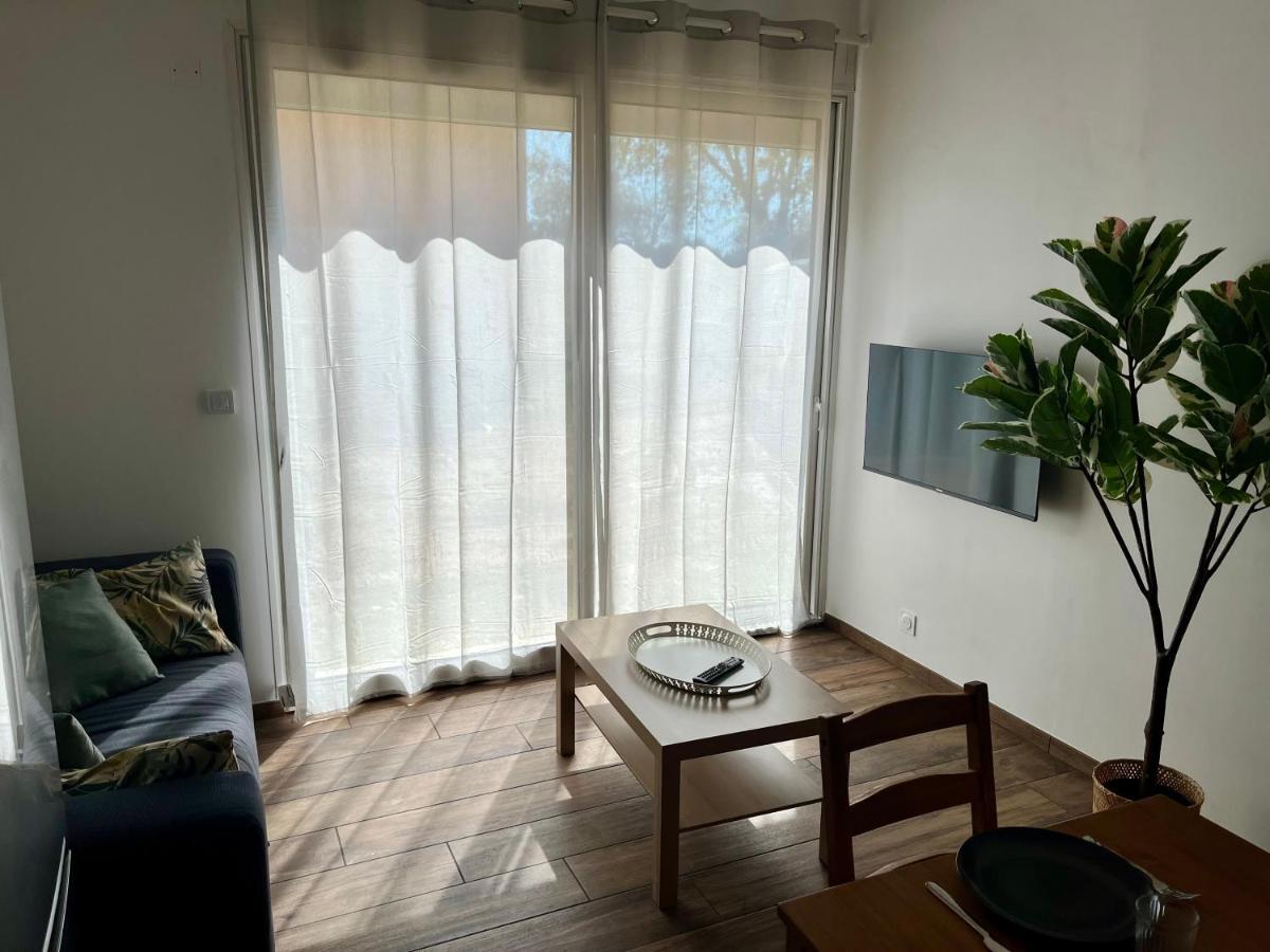Maisonnette Avec Petite Foret Valreas Ngoại thất bức ảnh