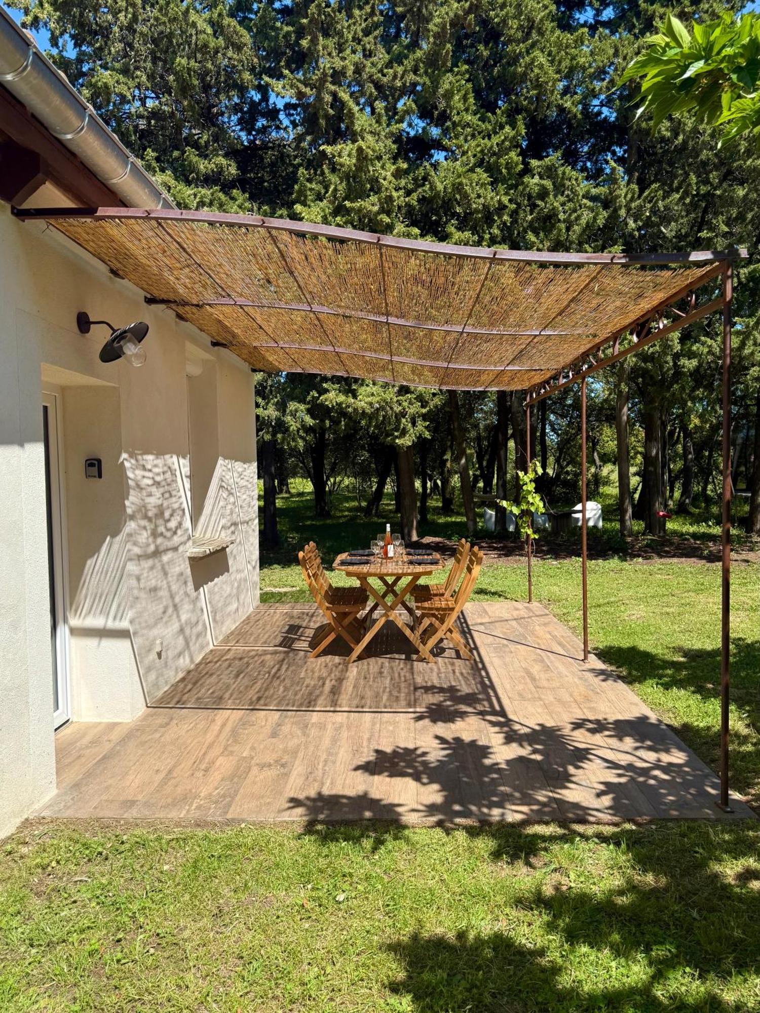 Maisonnette Avec Petite Foret Valreas Ngoại thất bức ảnh